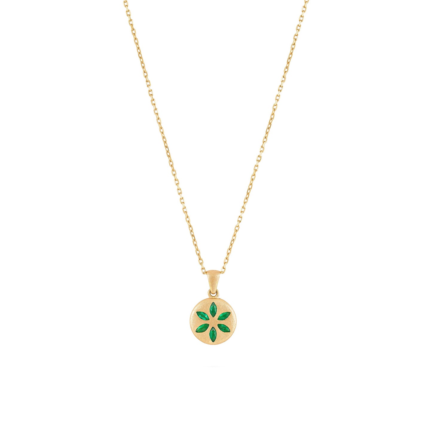 Matte 18k yellow gold necklace with natural emerald