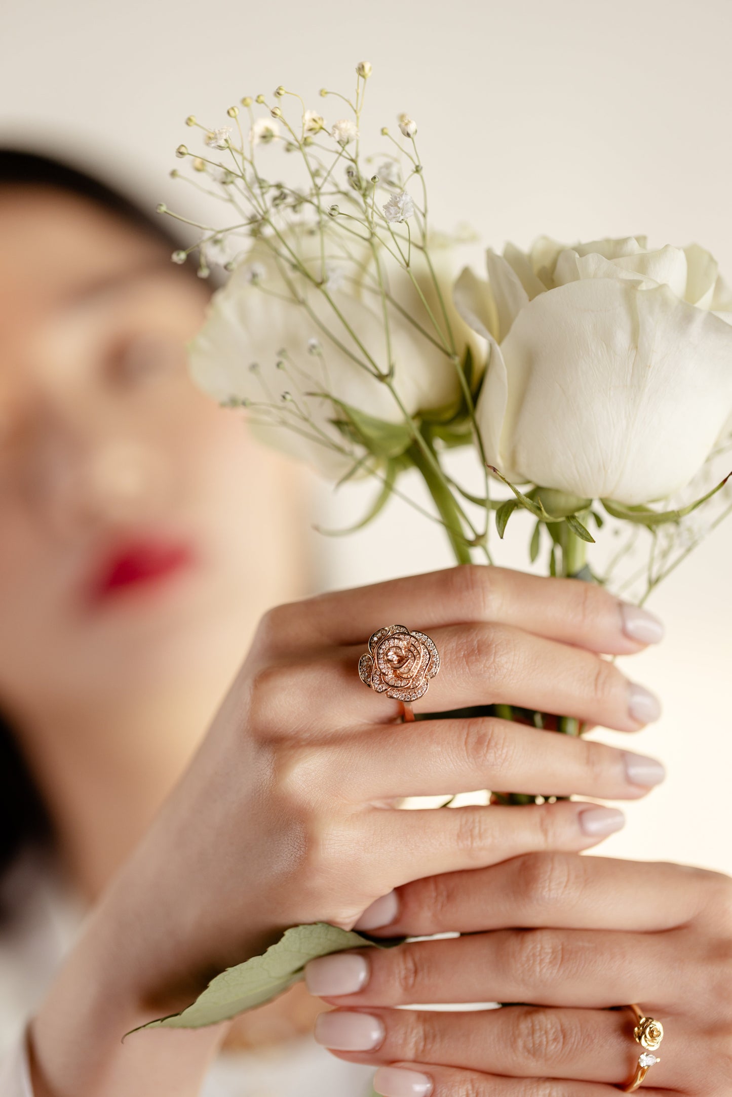 D’NOUR Rose Thank You Full Diamond Ring lifestyle image