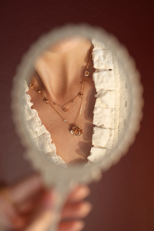 D’NOUR Rose Thank You Gold Pendant lifestyle image