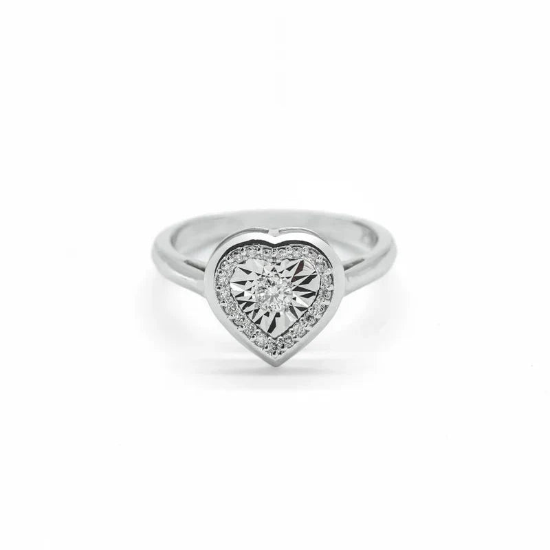 18k white gold heart-shaped ring with diamonds