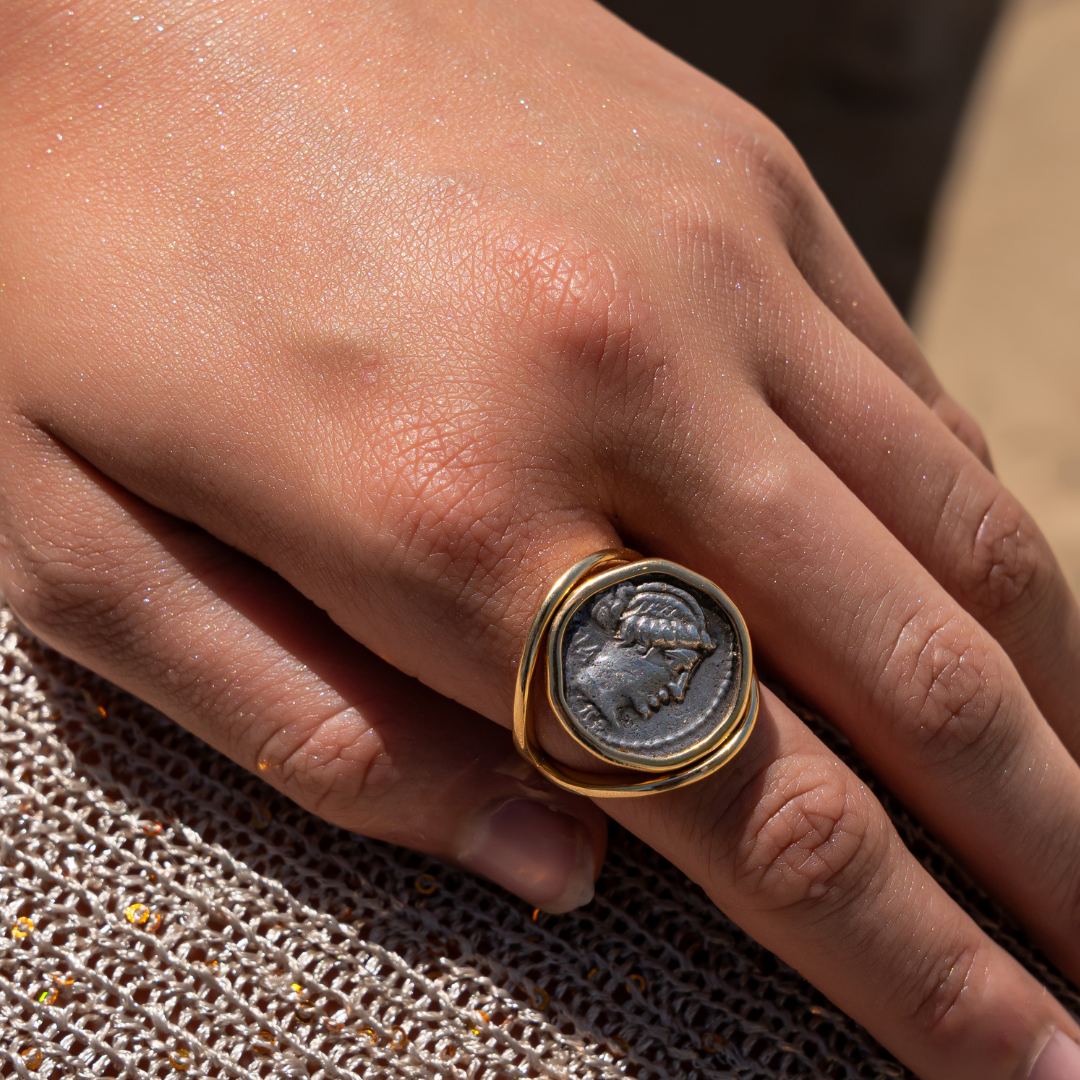 Roma & Victory Flip Ring