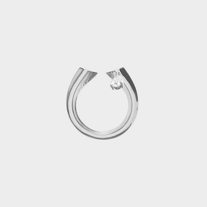 Gold ring with diamond