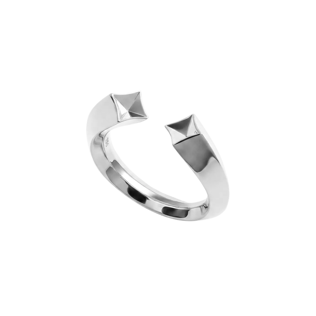 Gold ring with geometric design