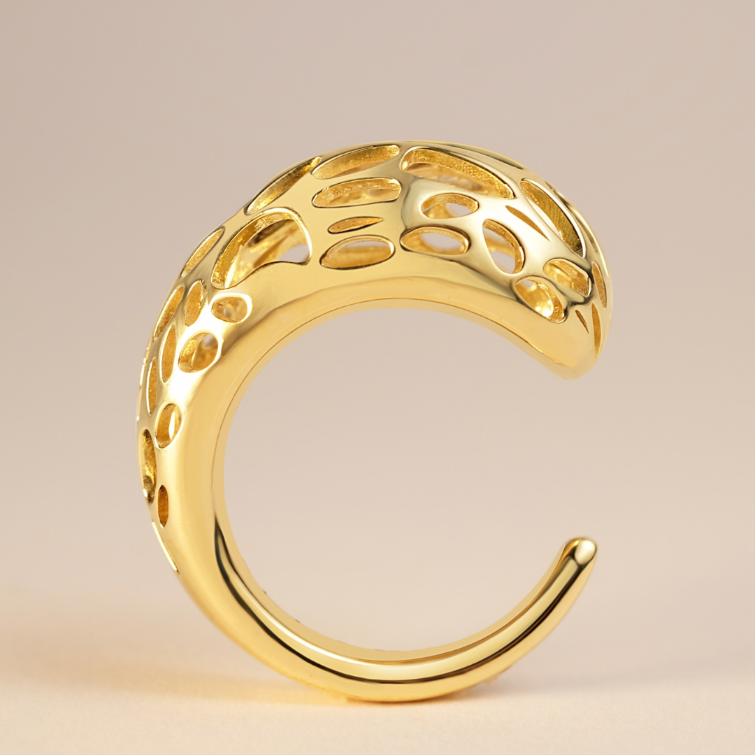 ALLAMI The Featured Ring in 18K yellow gold