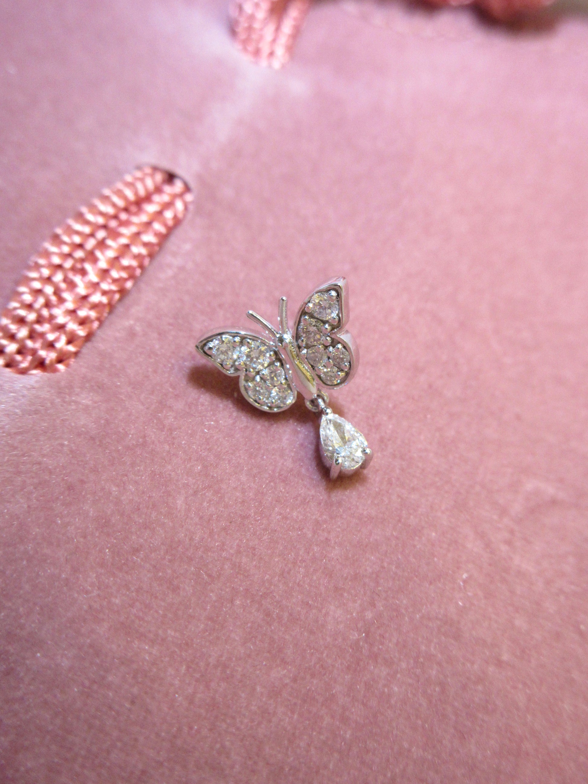 By2wenty5 Full Diamond Helix Single Stud in 18K white gold with pear-shaped diamond drop