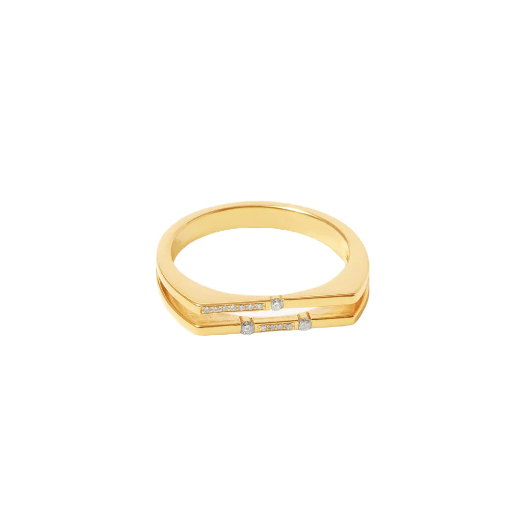 18k gold ring with diamonds, additional view