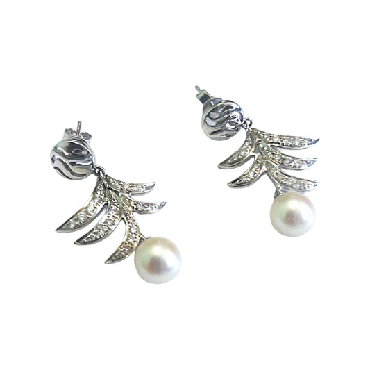 Kuwashii Sea Waves Earrings product photo