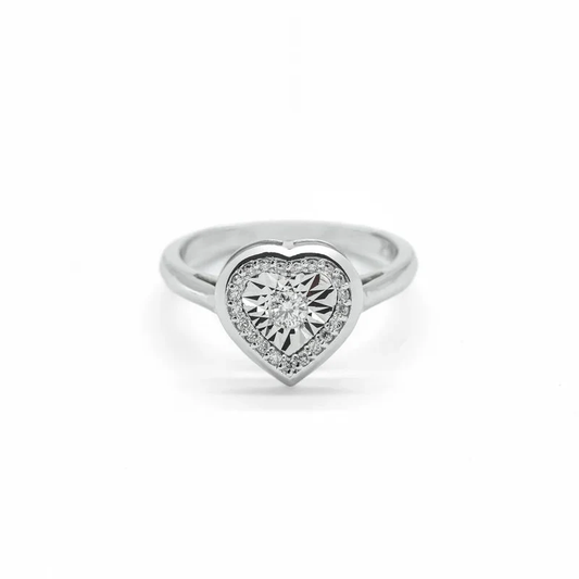 18k white gold heart-shaped ring with diamonds