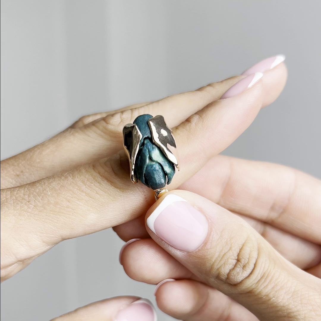 The Moth Ring