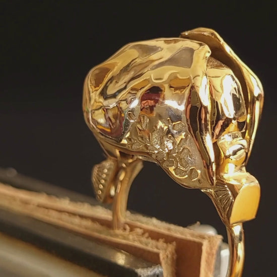 Gold ring