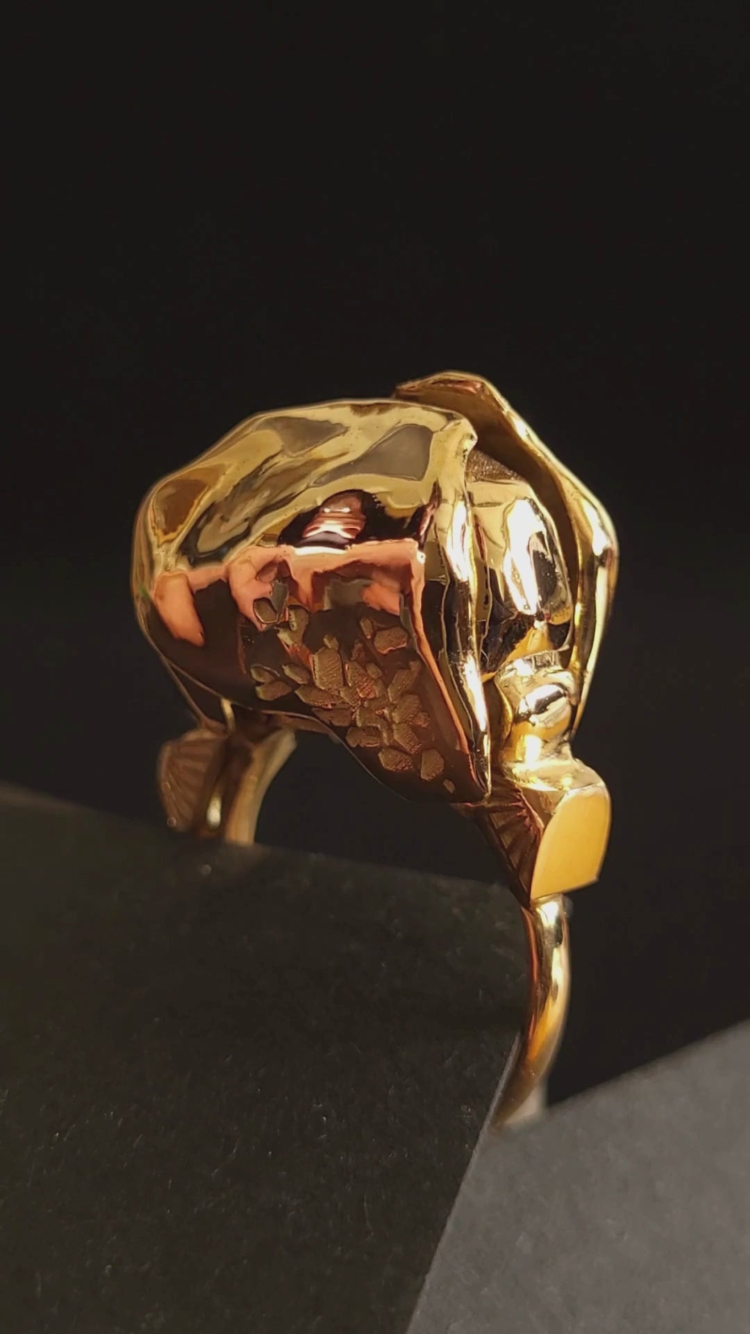 Gold ring