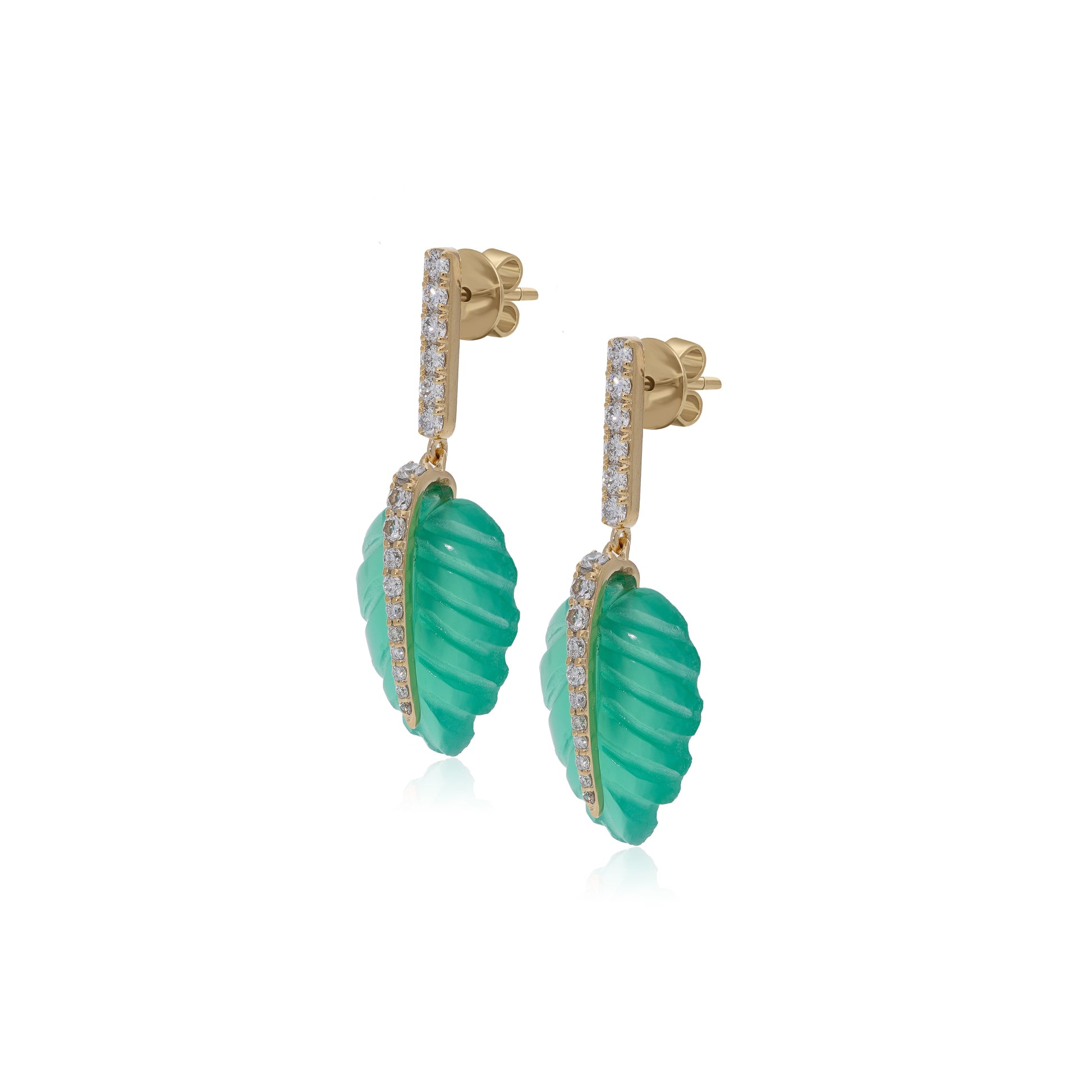 Ranimor Evergreen Leaf Earrings in 18K yellow gold, side view on white background