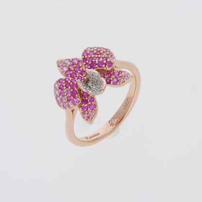Ranimor Sapphire Orchid Ring in 18K rose gold, three-quarter view