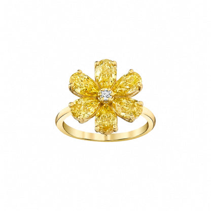 Verbesa Atelier yellow pear lab-grown diamond flower ring in 18K yellow gold, front view