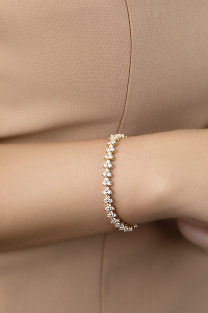White Drop stardust tennis bracelet worn in an original lifestyle image