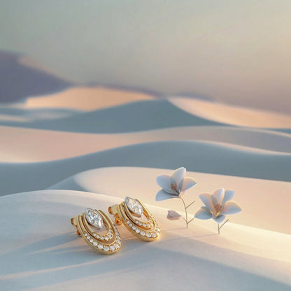 ZORÁE Unbound 04 18K yellow gold rings campaign image